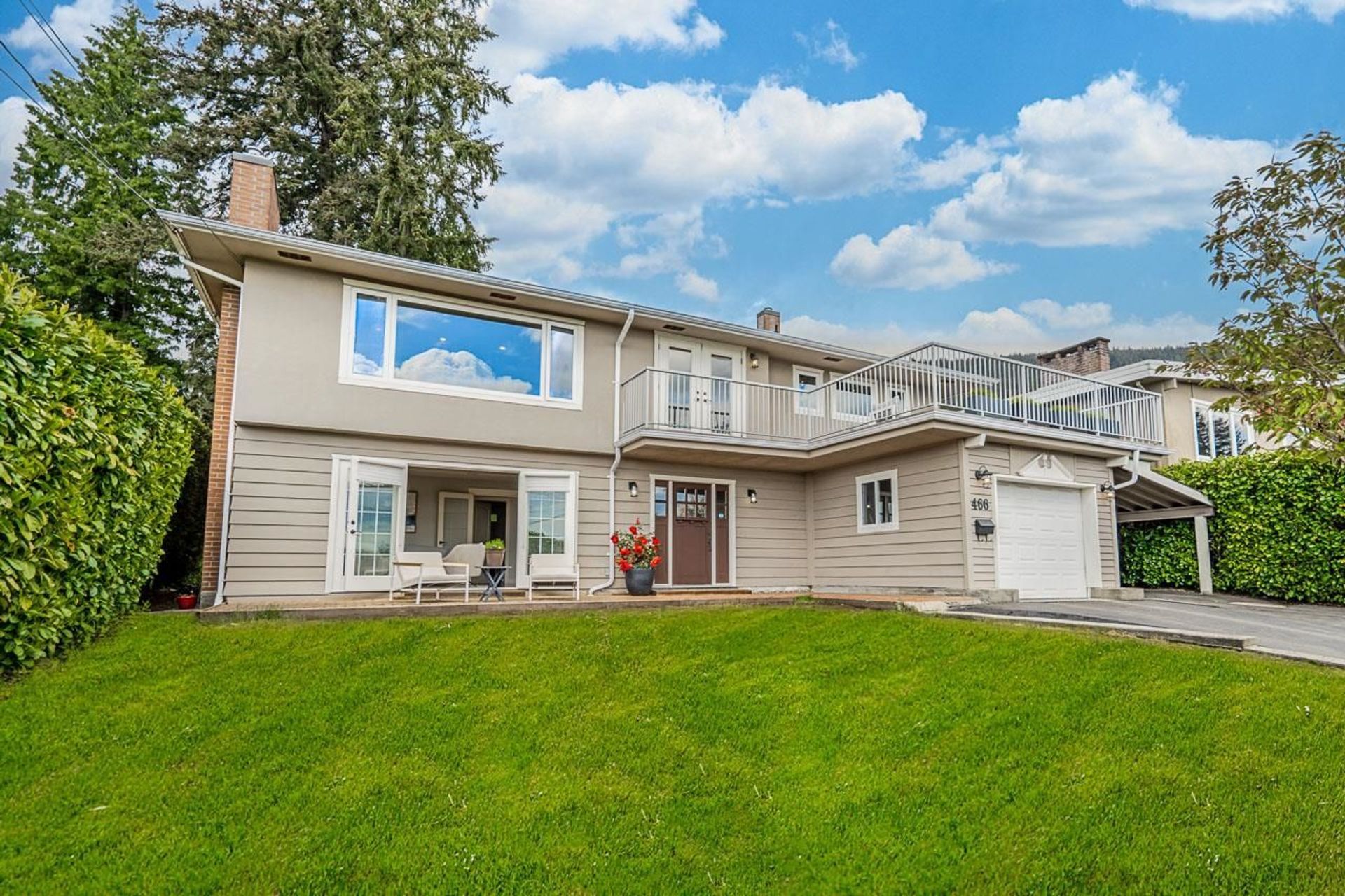 466-hermosa-avenue-upper-delbrook-north-vancouver-02 at 466 Hermosa Avenue, Upper Delbrook, North Vancouver