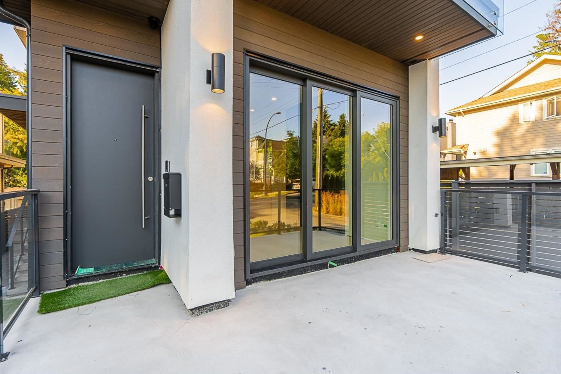 212-w-19th-street-central-lonsdale-north-vancouver-03 at 212 W 19th Street, Central Lonsdale, North Vancouver 212-w-19th-street-central-lonsdale-north-vancouver-03 at 212 W 19th Street, Central Lonsdale, North Vancouver