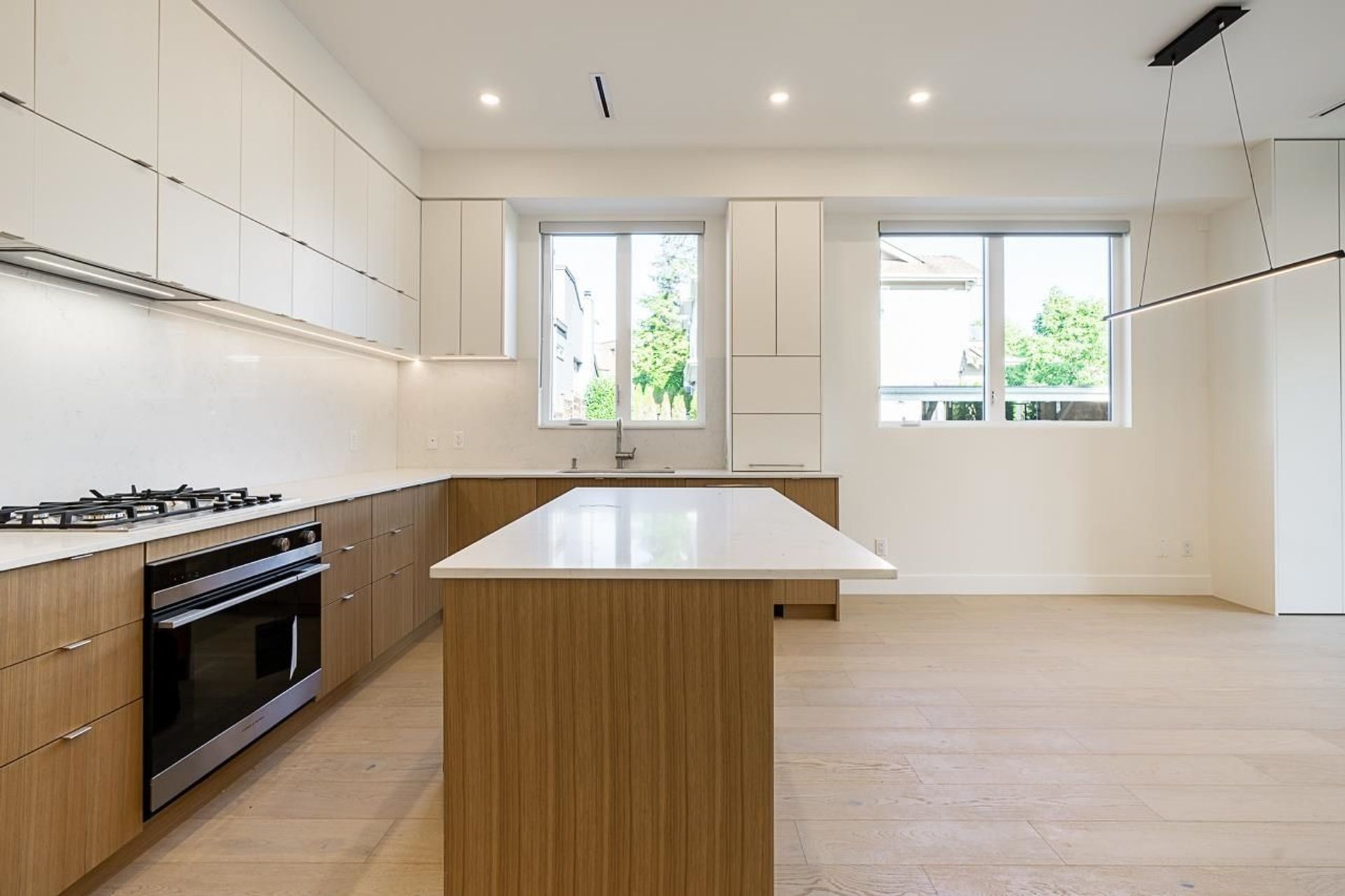 212-w-19th-street-central-lonsdale-north-vancouver-08 at 212 W 19th Street, Central Lonsdale, North Vancouver