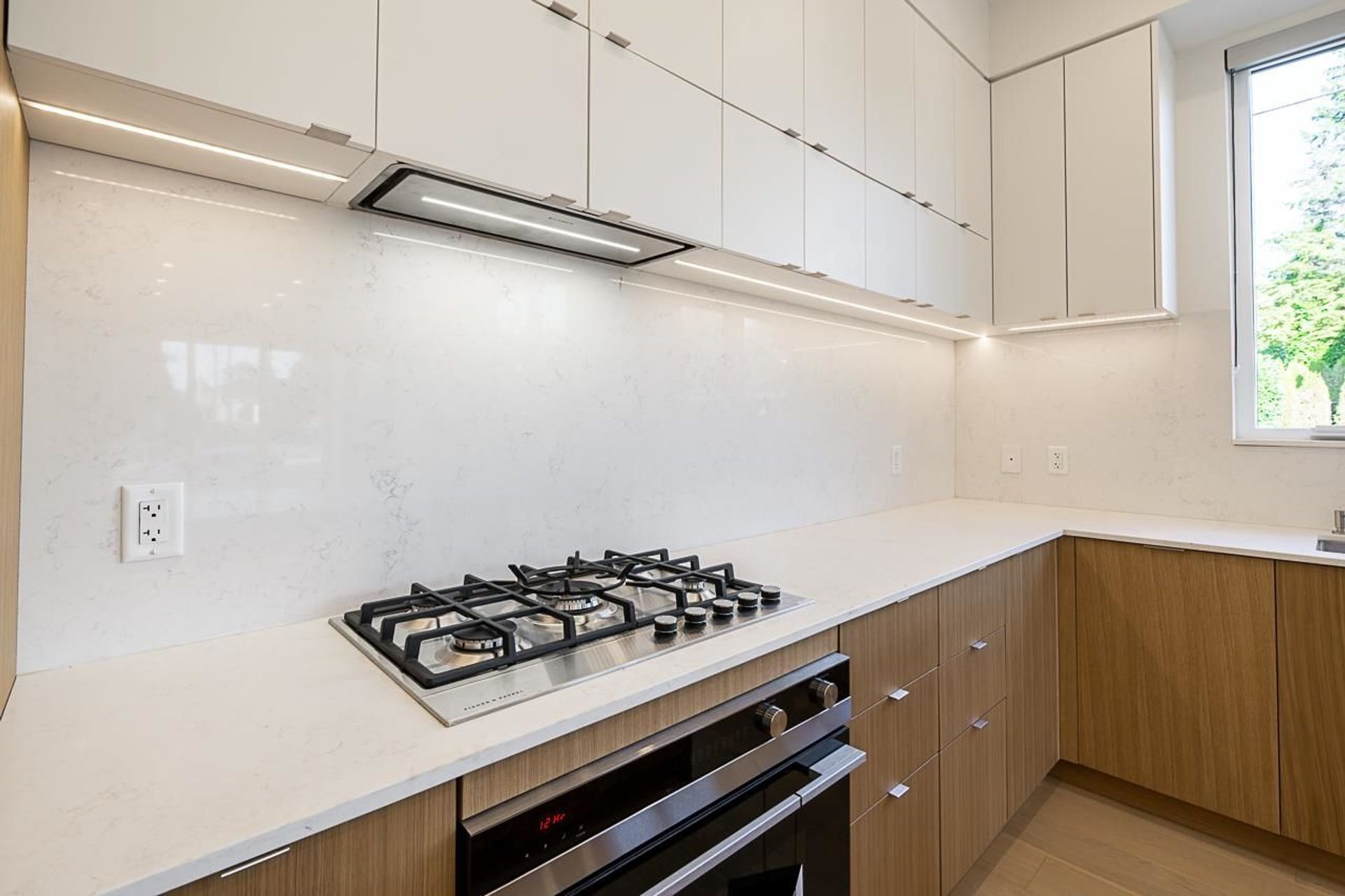 212-w-19th-street-central-lonsdale-north-vancouver-09 at 212 W 19th Street, Central Lonsdale, North Vancouver