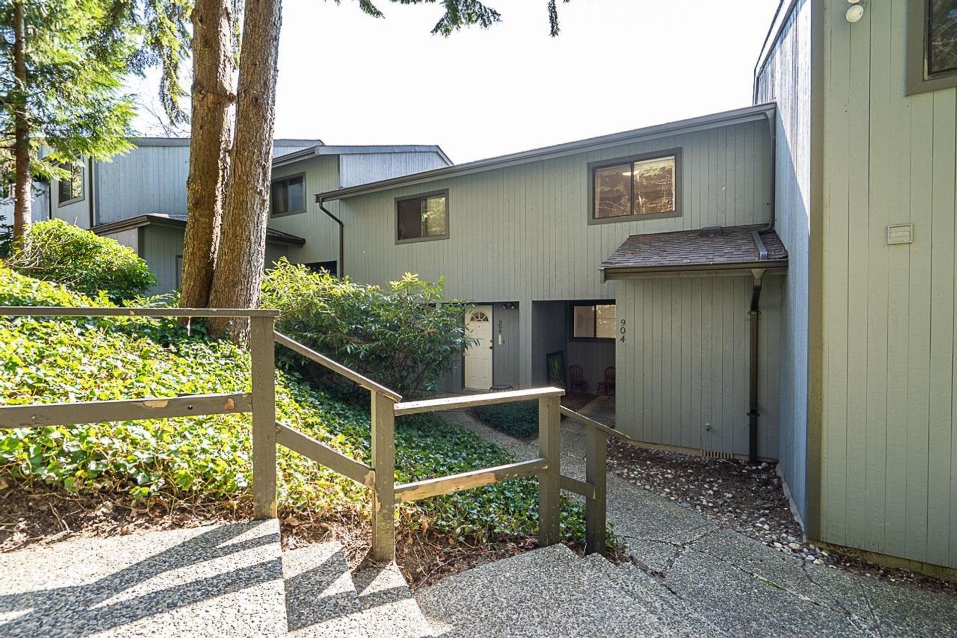 904-britton-drive-north-shore-pt-moody-port-moody-15 at 904 Britton Drive, North Shore Pt Moody, Port Moody 904-britton-drive-north-shore-pt-moody-port-moody-15 at 904 Britton Drive, North Shore Pt Moody, Port Moody