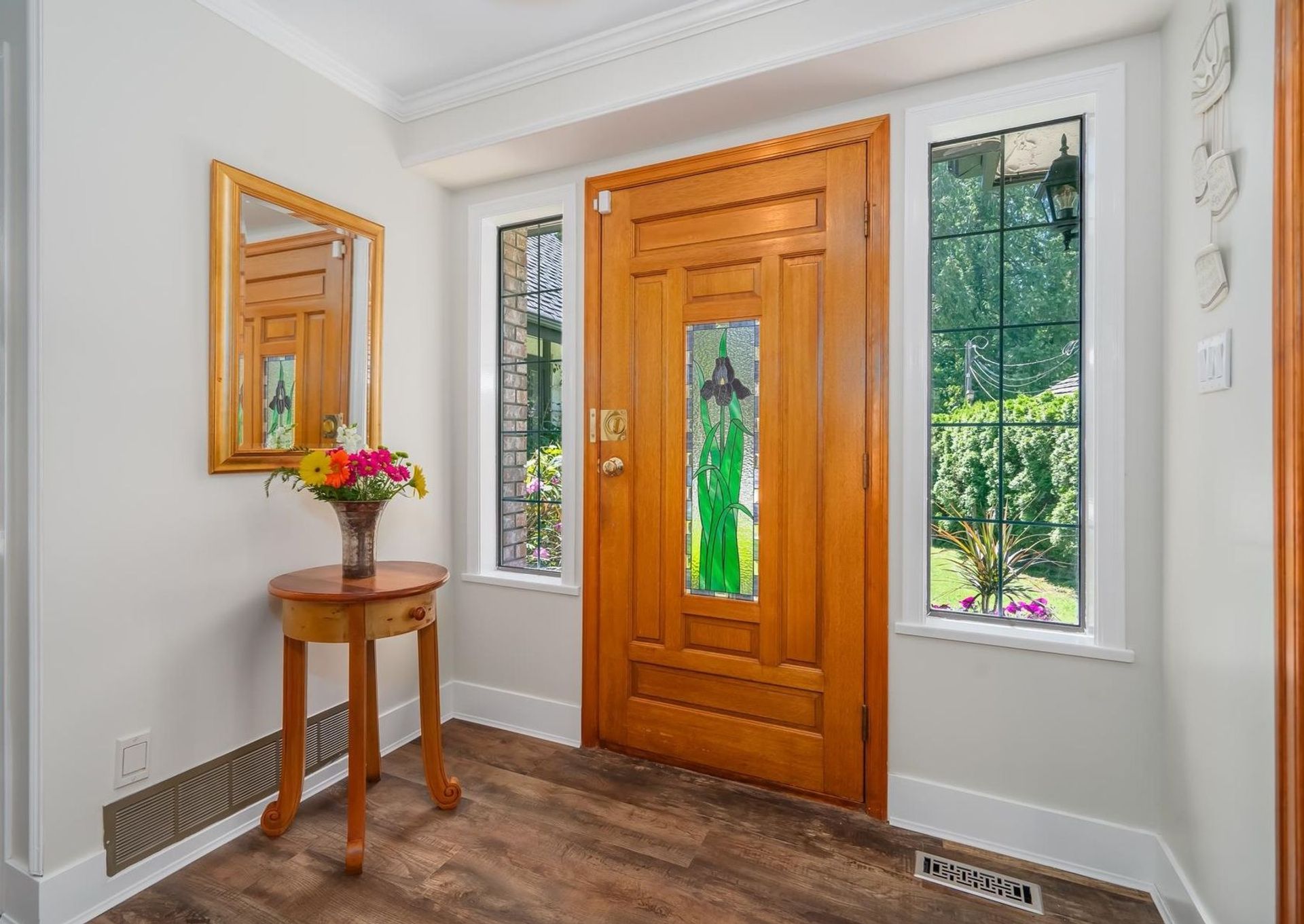 874-wellington-drive-princess-park-north-vancouver-04 at 874 Wellington Drive, Princess Park, North Vancouver 874-wellington-drive-princess-park-north-vancouver-04 at 874 Wellington Drive, Princess Park, North Vancouver