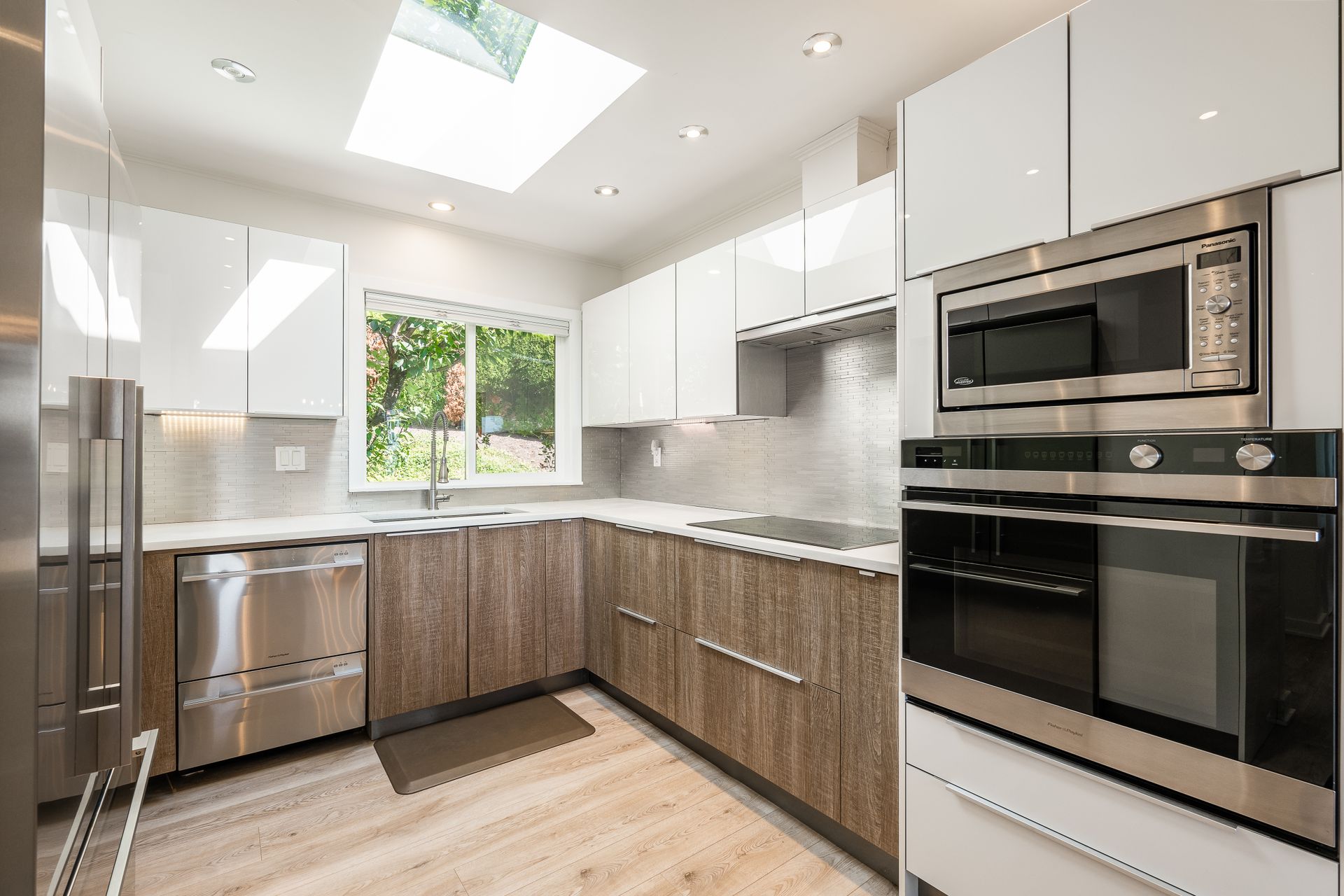 4593-skyline-drive-north-vancouver-15 at 4593 Skyline Drive, Canyon Heights NV, North Vancouver 4593-skyline-drive-north-vancouver-15 at 4593 Skyline Drive, Canyon Heights NV, North Vancouver