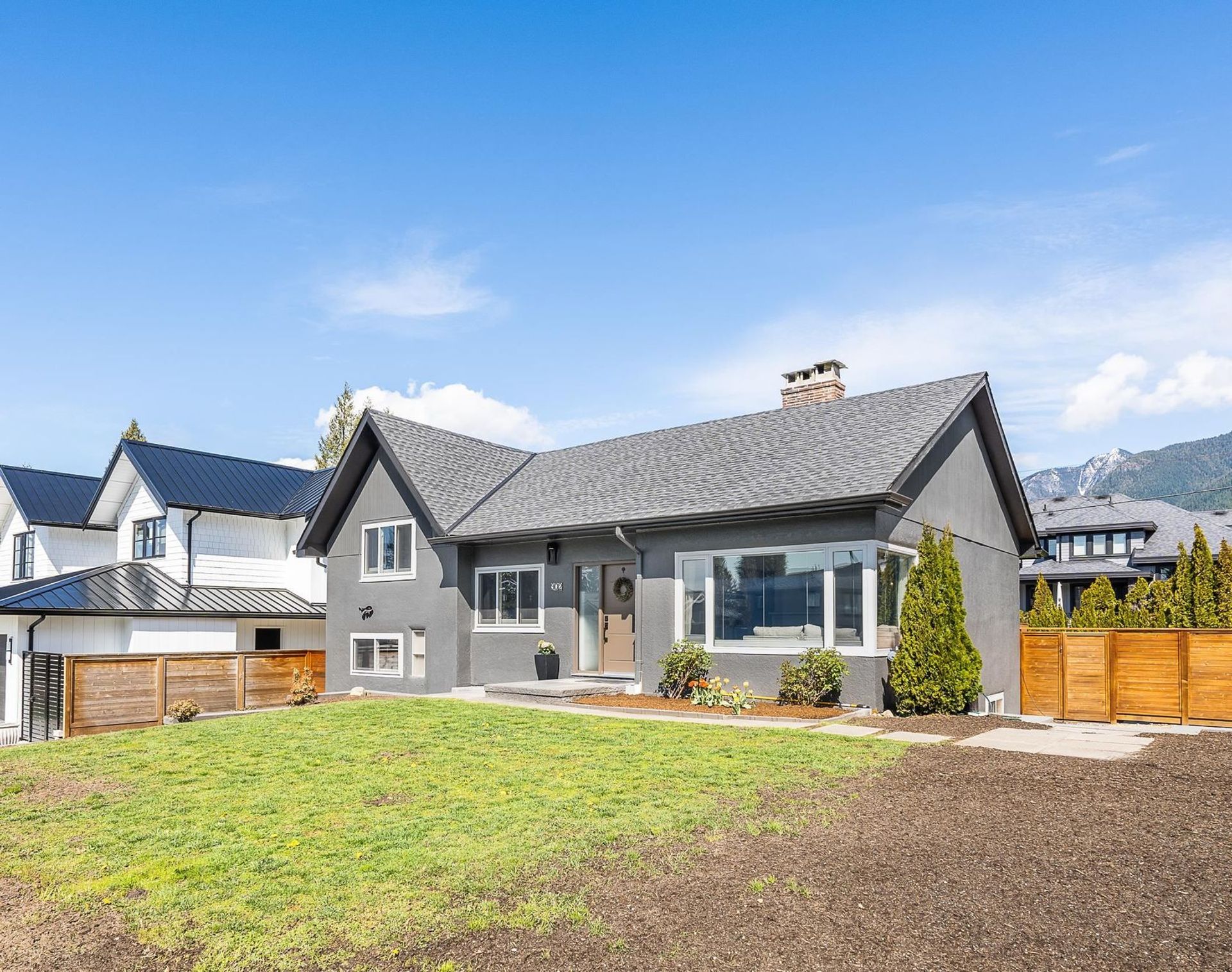 902-wentworth-avenue-forest-hills-nv-north-vancouver-02 at 902 Wentworth Avenue, Forest Hills NV, North Vancouver 902-wentworth-avenue-forest-hills-nv-north-vancouver-02 at 902 Wentworth Avenue, Forest Hills NV, North Vancouver