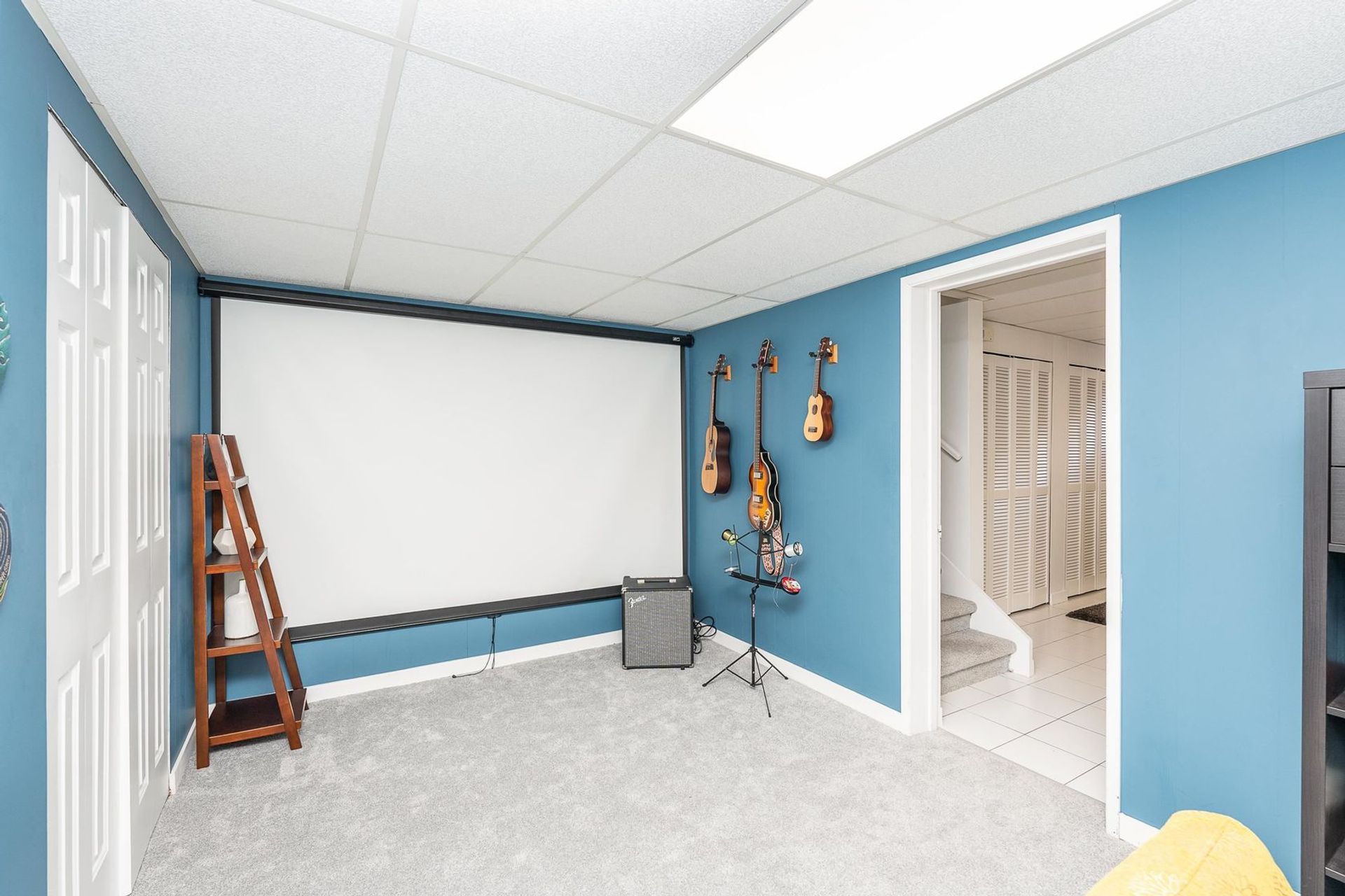 902-wentworth-avenue-forest-hills-nv-north-vancouver-24 at 902 Wentworth Avenue, Forest Hills NV, North Vancouver