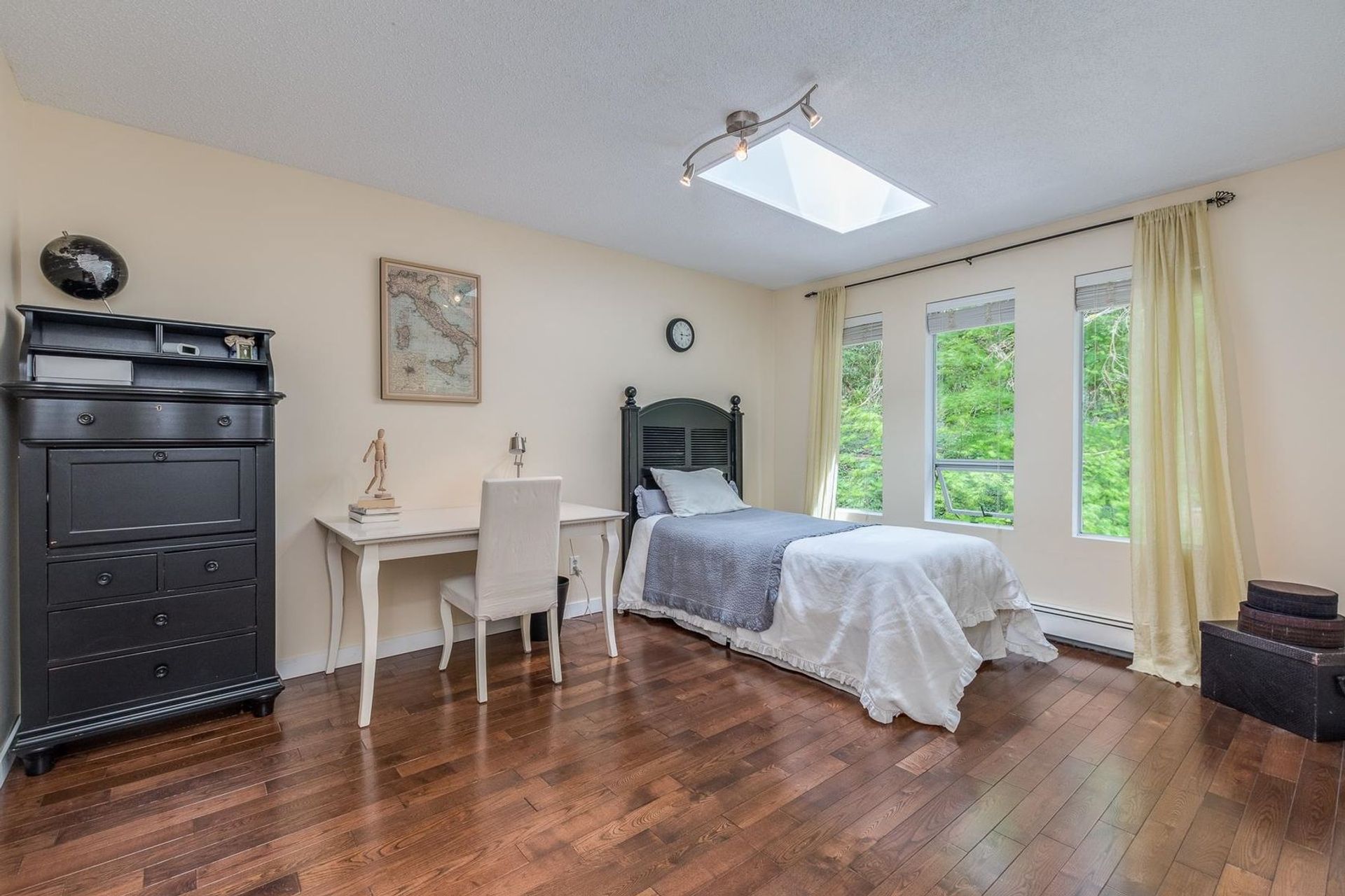 4049-capilano-park-road-canyon-heights-nv-north-vancouver-12 at 4049 Capilano Park Road, Canyon Heights NV, North Vancouver