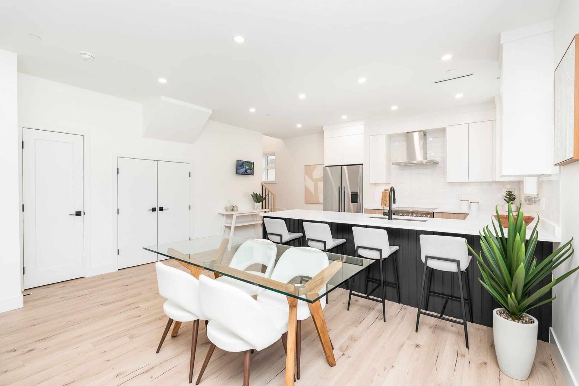 3378-seaforth-drive-renfrew-heights-vancouver-east-14 at 1 - 3378 Seaforth Drive, Renfrew Heights, Vancouver East