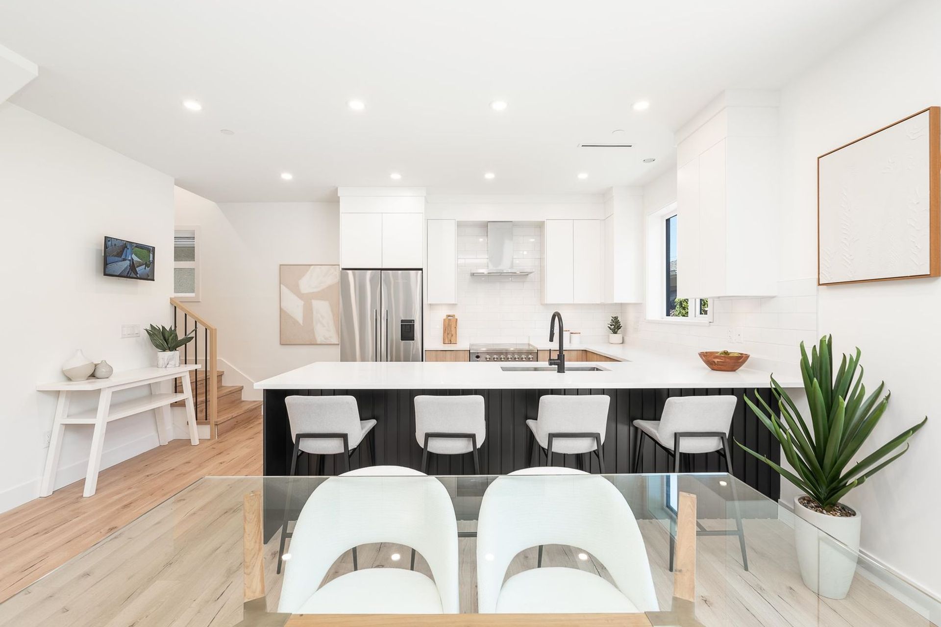 2 - 3378 Seaforth Drive, Renfrew Heights, Vancouver East 2