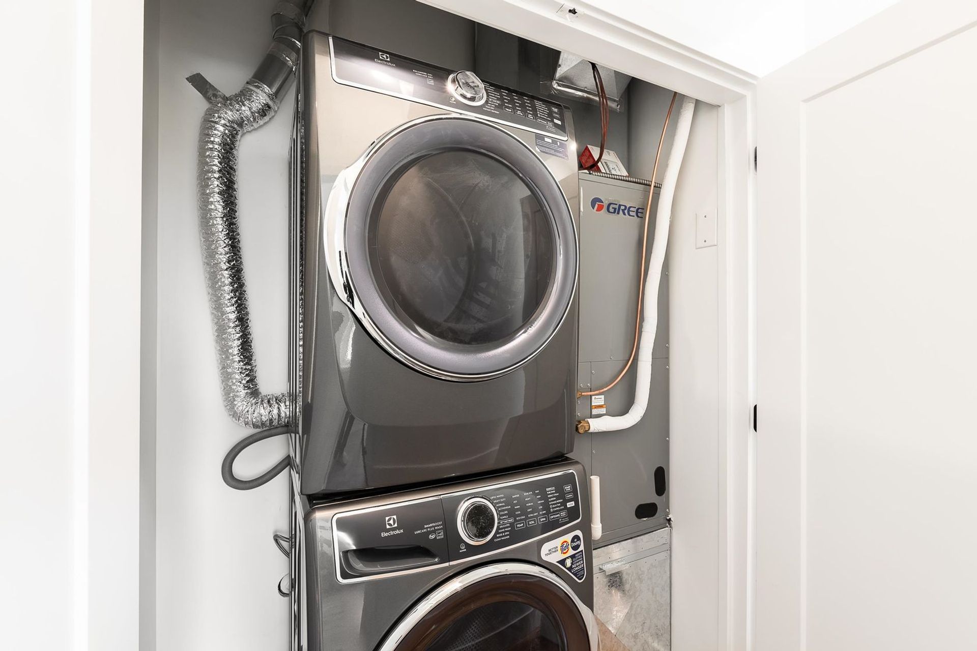 3378-seaforth-drive-renfrew-heights-vancouver-east-24 at 2 - 3378 Seaforth Drive, Renfrew Heights, Vancouver East