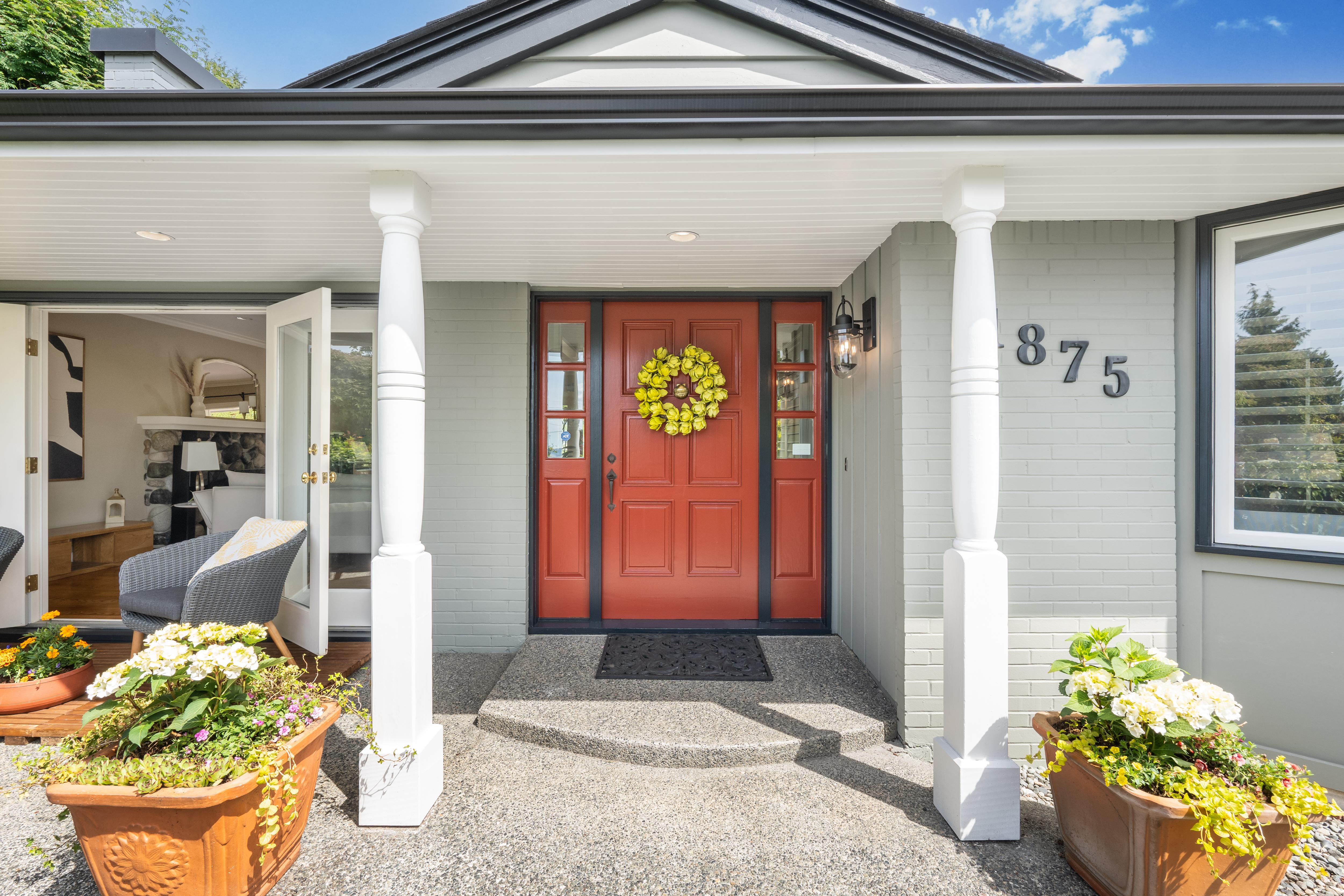 1875 Palmerston Avenue, Queens, West Vancouver