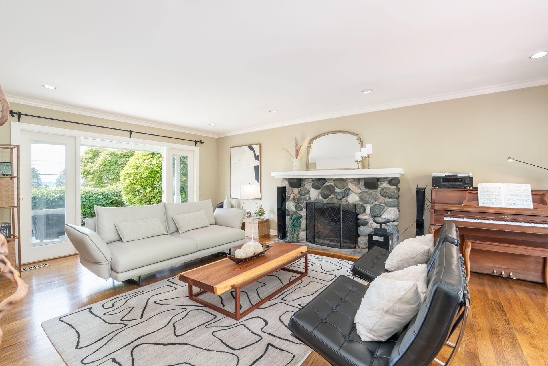 1875-palmerston-avenue-west-vancouver-10 at 1875 Palmerston Avenue, Queens, West Vancouver 1875-palmerston-avenue-west-vancouver-10 at 1875 Palmerston Avenue, Queens, West Vancouver