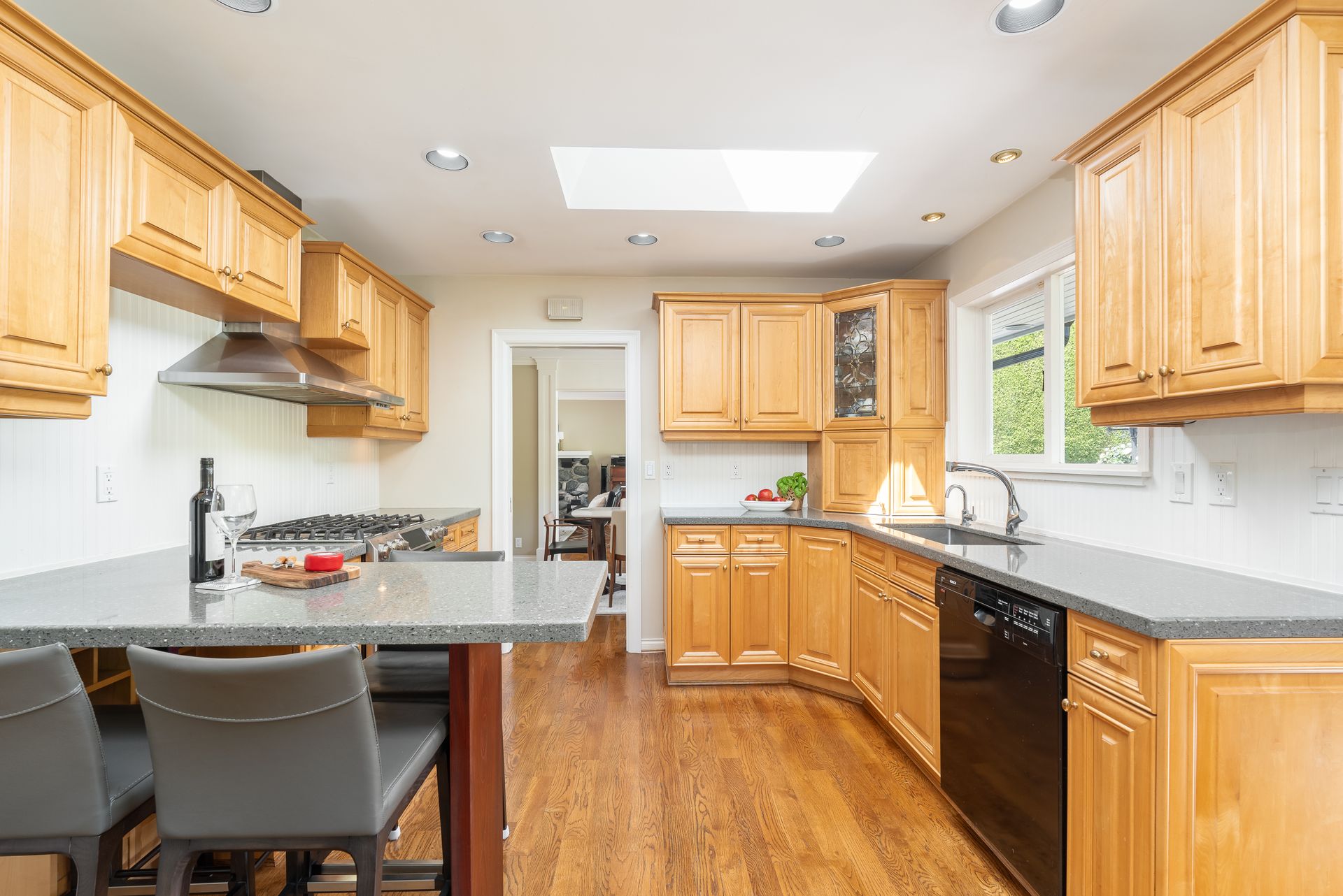 1875-palmerston-avenue-west-vancouver-17 at 1875 Palmerston Avenue, Queens, West Vancouver 1875-palmerston-avenue-west-vancouver-17 at 1875 Palmerston Avenue, Queens, West Vancouver