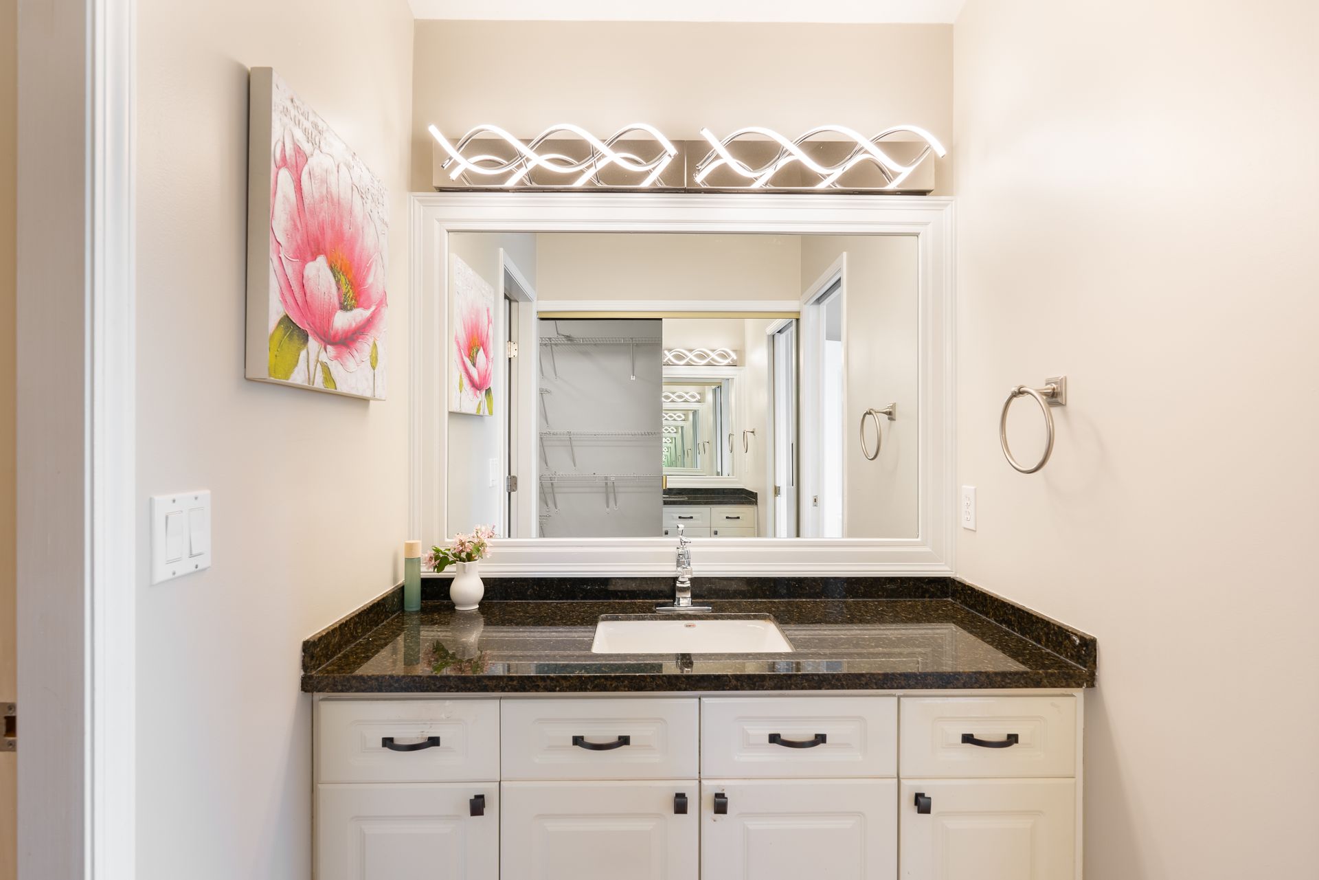 366-26th-street-e-north-vancouver-28 at 366 E 26th Street, Upper Lonsdale, North Vancouver