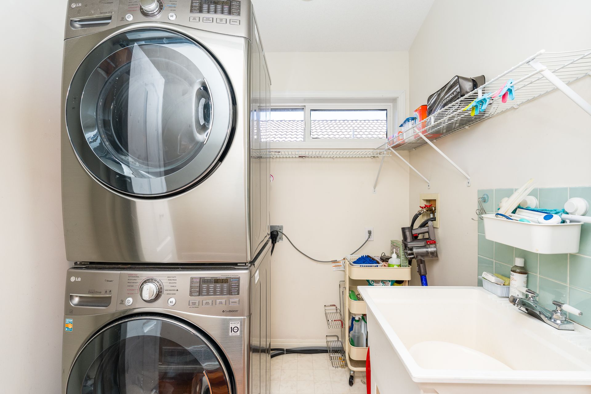 366-26th-street-e-north-vancouver-34 at 366 E 26th Street, Upper Lonsdale, North Vancouver