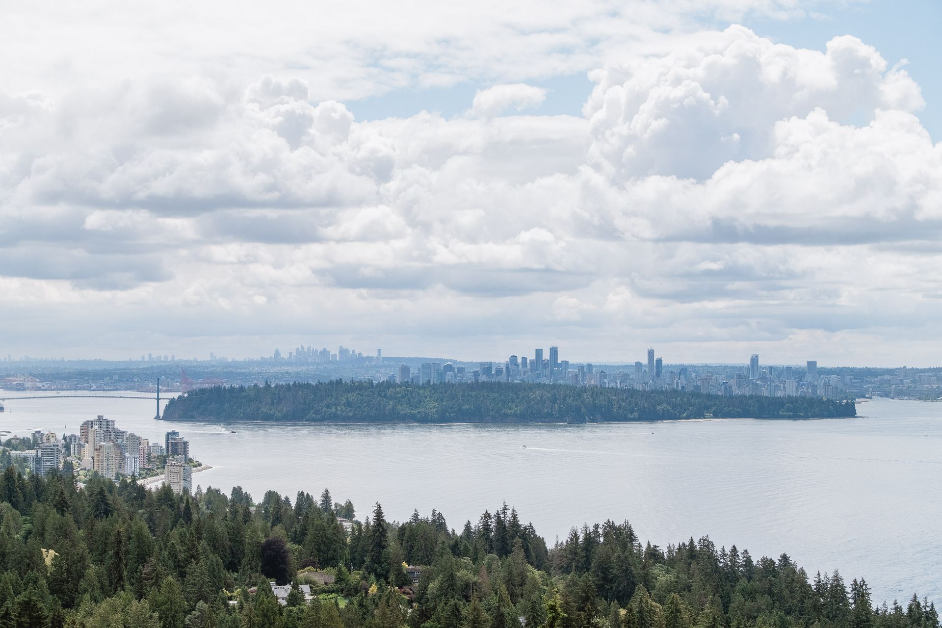 1101-3335-cypress-pl-360hometours-18 at 1101 - 3335 Cypress, Cypress Park Estates, West Vancouver 1101-3335-cypress-pl-360hometours-18 at 1101 - 3335 Cypress, Cypress Park Estates, West Vancouver