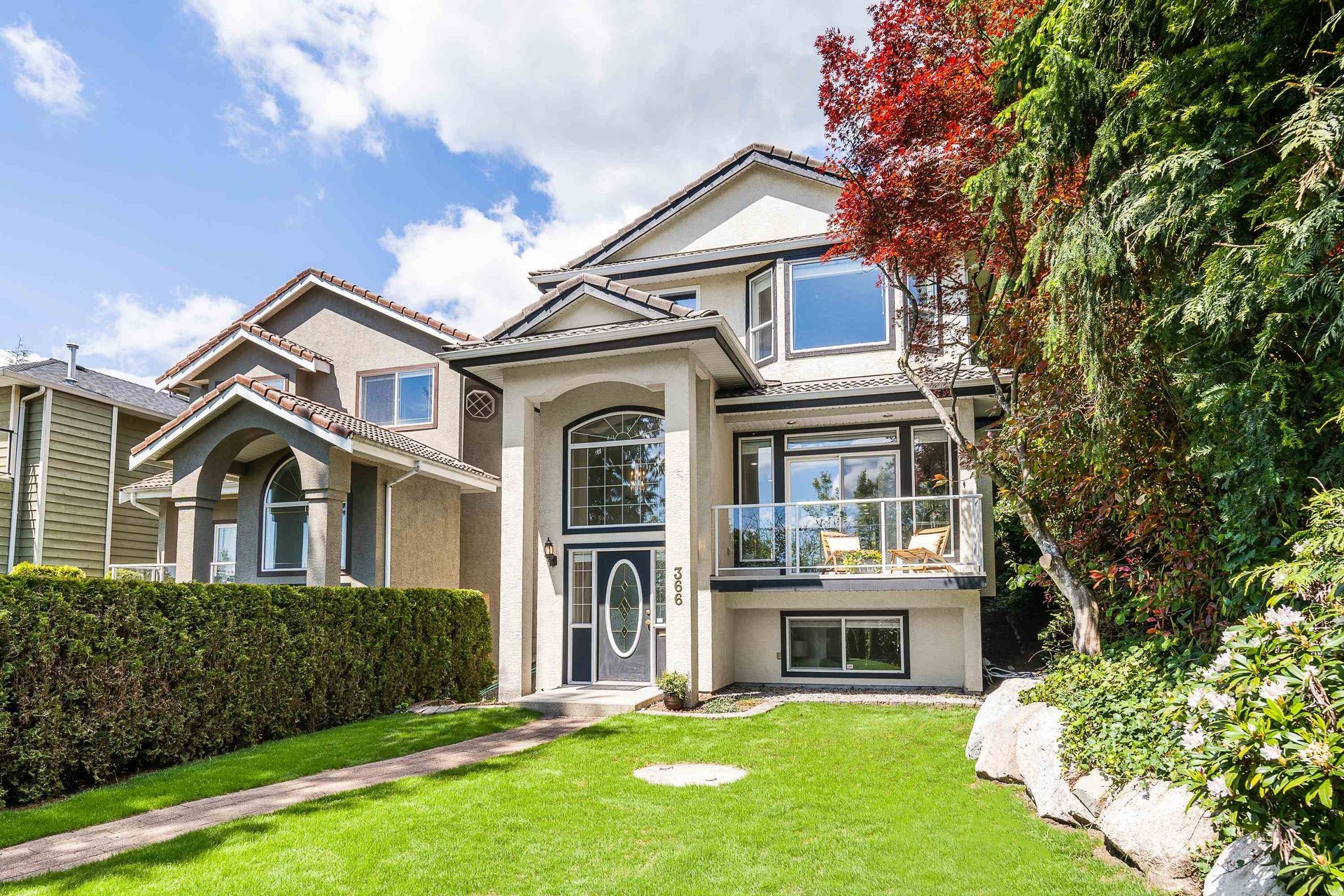 366 E 26th Street, Upper Lonsdale, North Vancouver 3