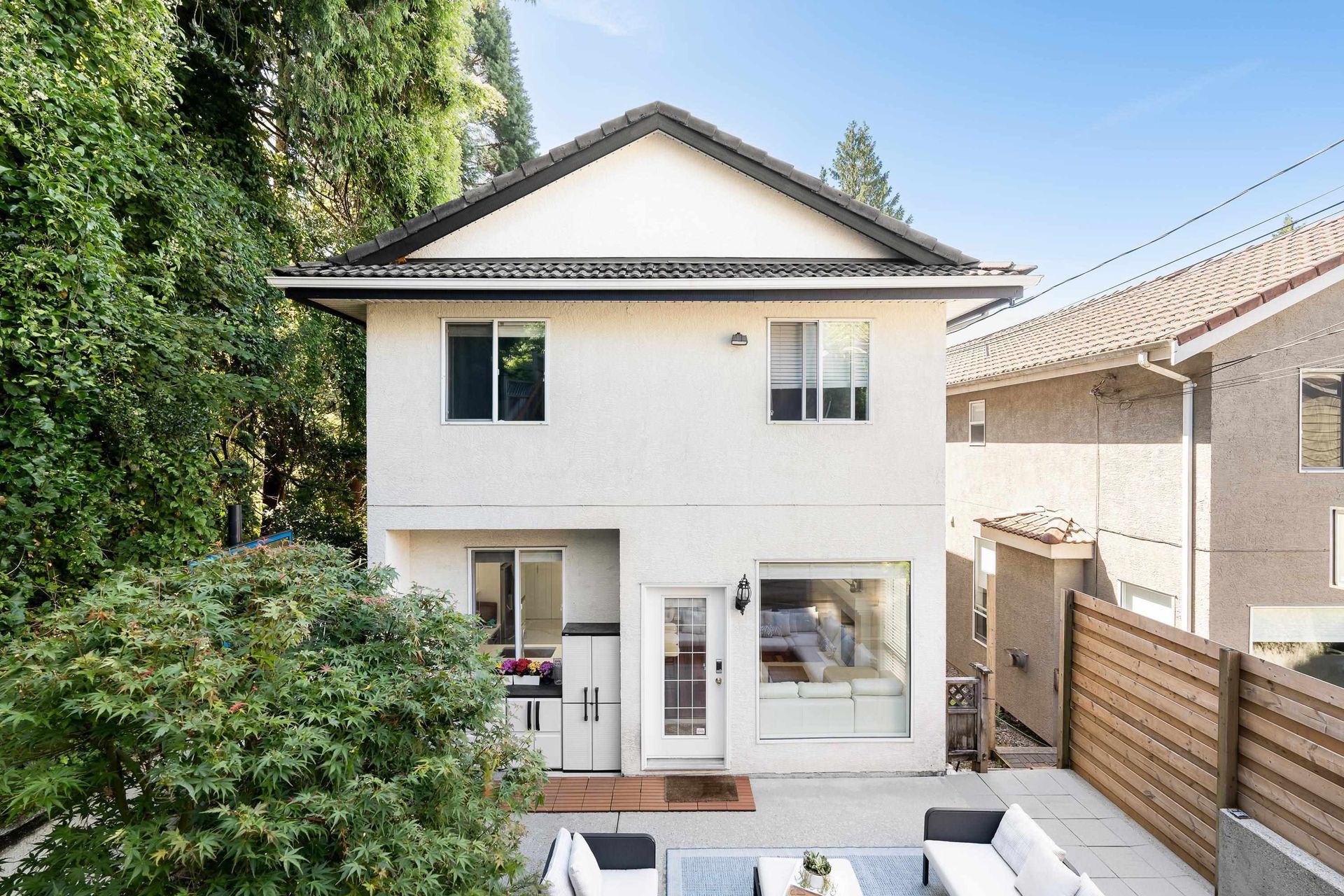 366-e-26th-street-upper-lonsdale-north-vancouver-32 at 366 E 26th Street, Upper Lonsdale, North Vancouver 366-e-26th-street-upper-lonsdale-north-vancouver-32 at 366 E 26th Street, Upper Lonsdale, North Vancouver