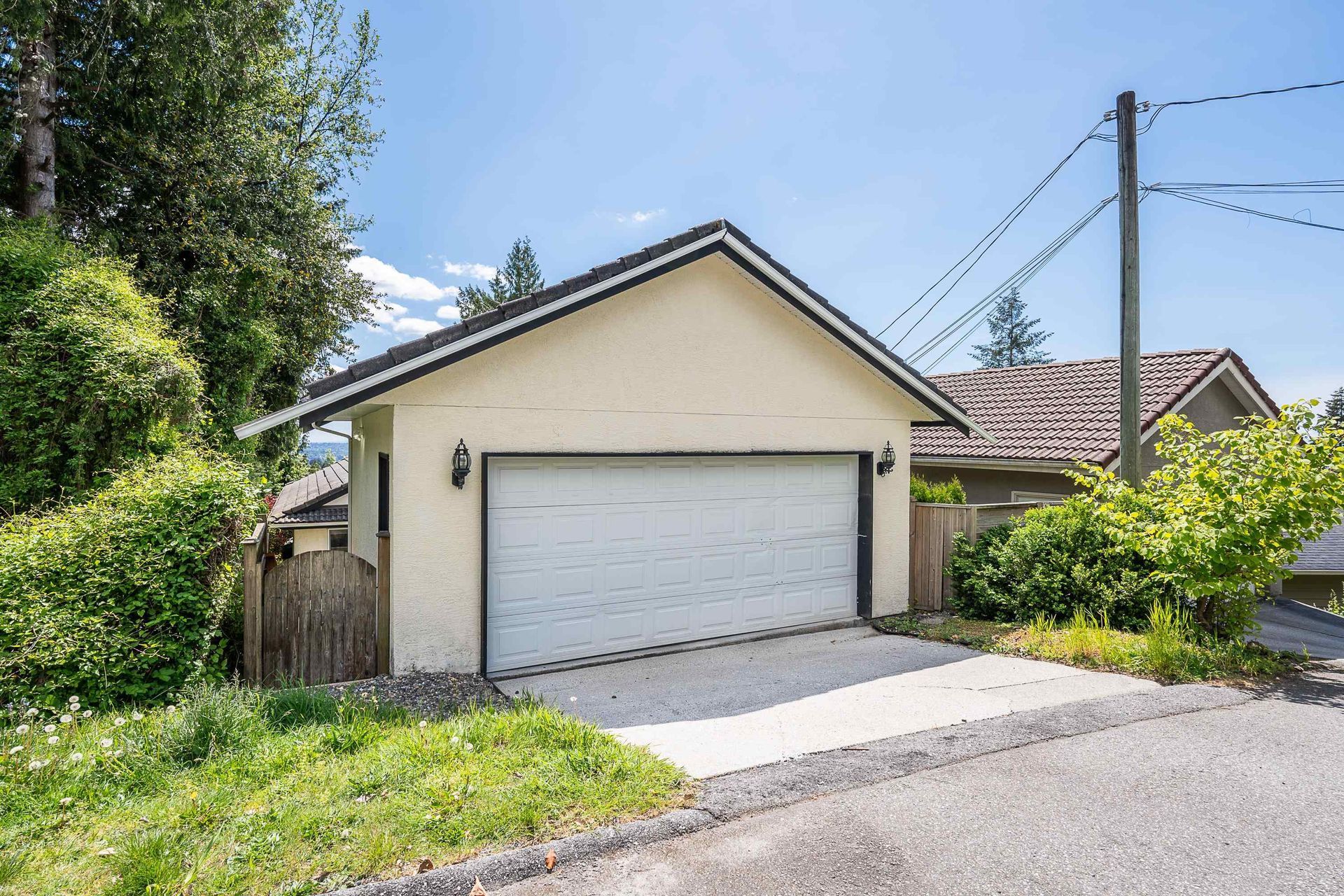 366-e-26th-street-upper-lonsdale-north-vancouver-33 at 366 E 26th Street, Upper Lonsdale, North Vancouver