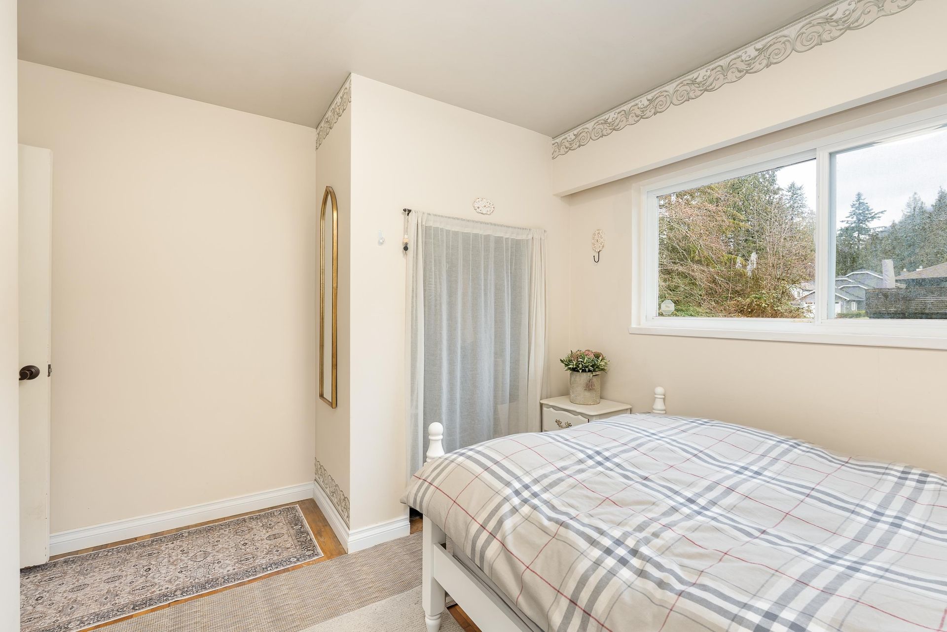 1068-canyon-boulevard-canyon-heights-nv-north-vancouver-17 at 1068 Canyon Boulevard, Canyon Heights NV, North Vancouver 1068-canyon-boulevard-canyon-heights-nv-north-vancouver-17 at 1068 Canyon Boulevard, Canyon Heights NV, North Vancouver