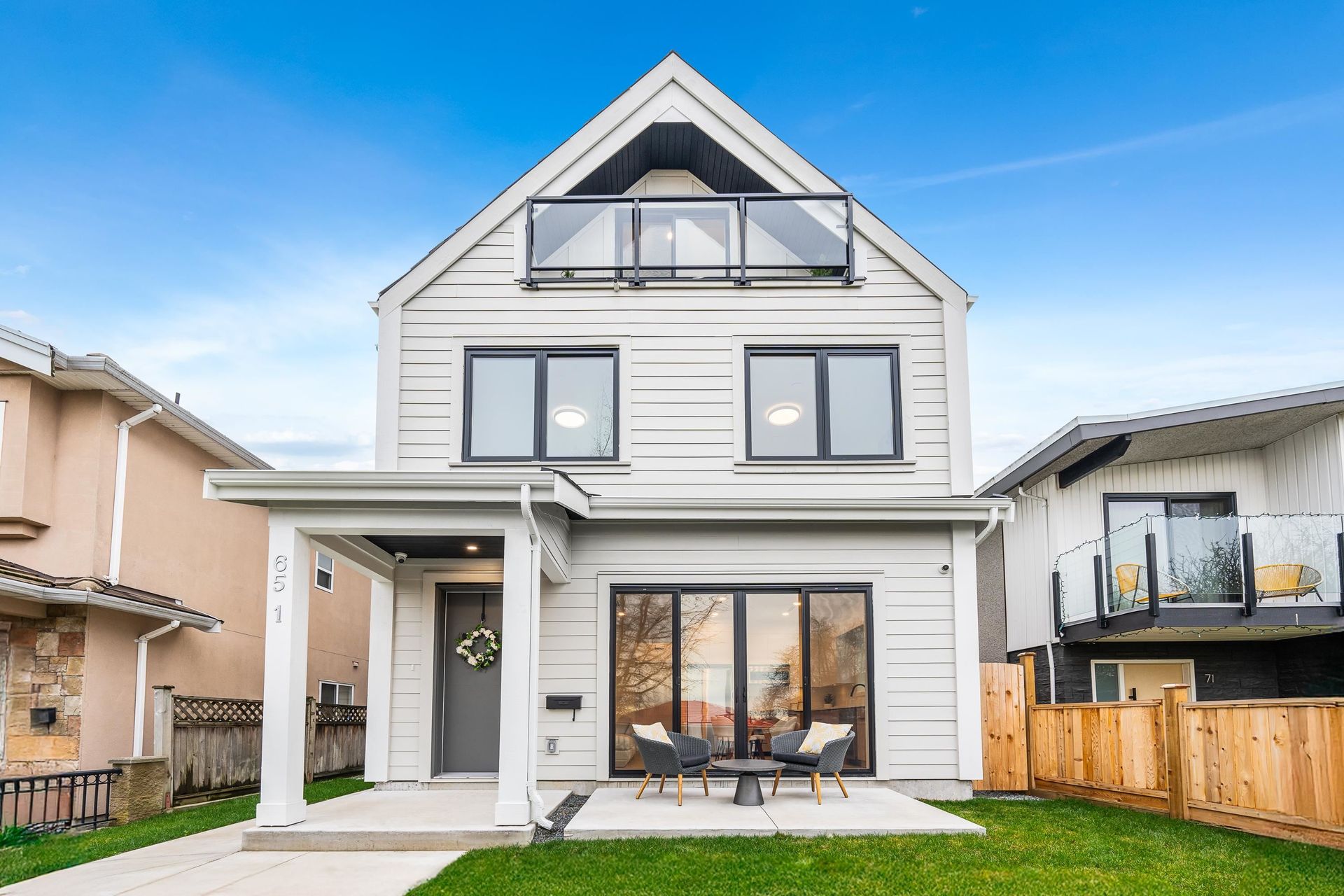 1 65 E 58th Avenue, South Vancouver, Vancouver East