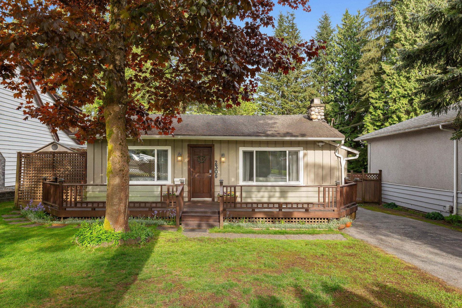2306 William Avenue, Westlynn, North Vancouver photo number 1