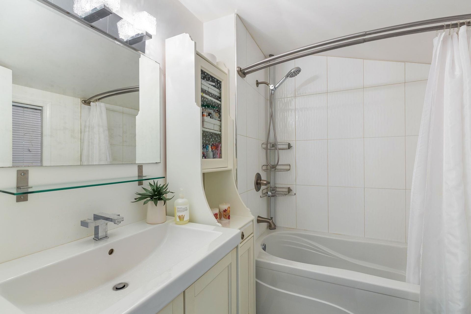 2306-william-avenue-westlynn-north-vancouver-17 at 2306 William Avenue, Westlynn, North Vancouver