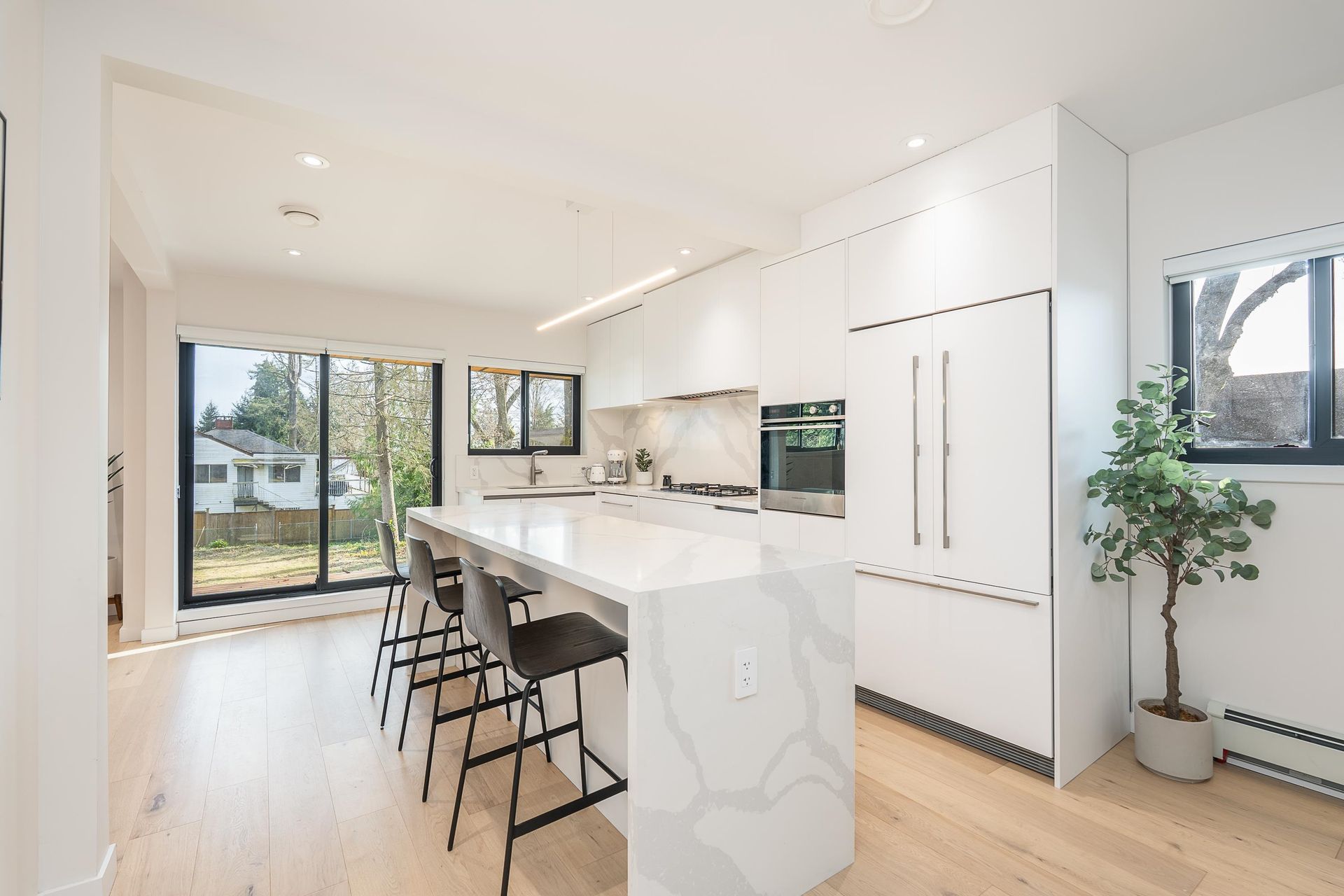 293-w-windsor-road-upper-lonsdale-north-vancouver-09 at 293 W Windsor Road, Upper Lonsdale, North Vancouver