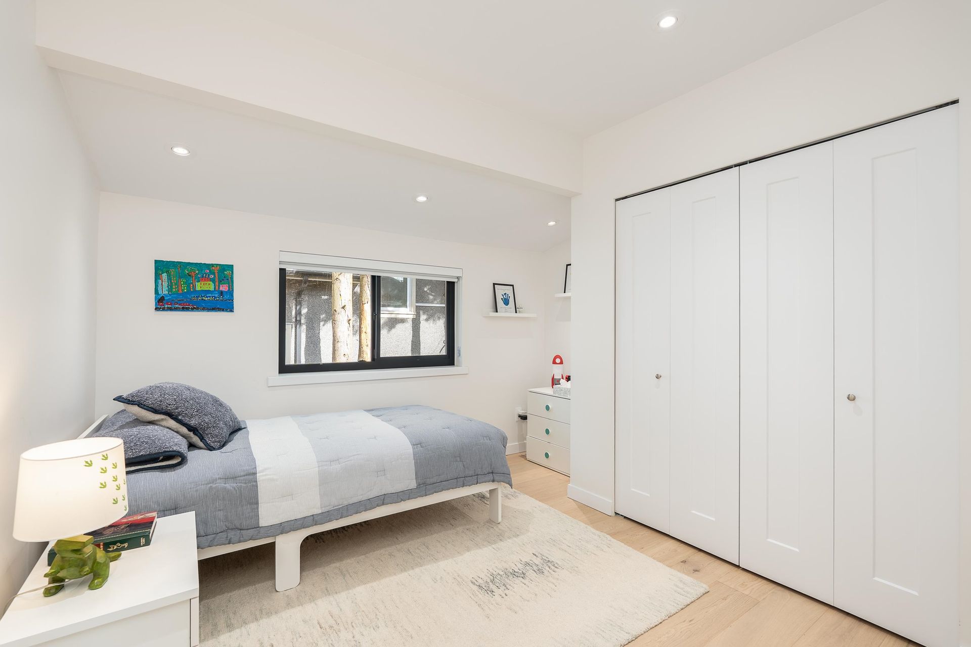 293-w-windsor-road-upper-lonsdale-north-vancouver-17 at 293 W Windsor Road, Upper Lonsdale, North Vancouver