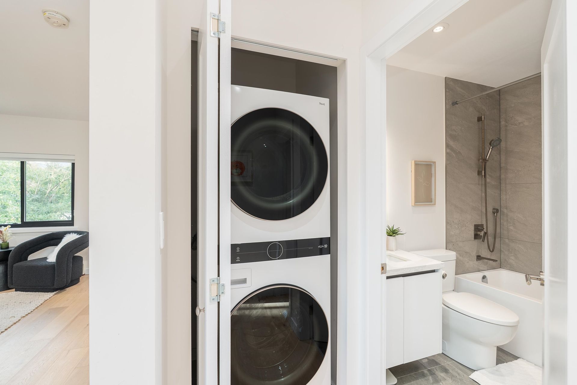 293-w-windsor-road-upper-lonsdale-north-vancouver-22 at 293 W Windsor Road, Upper Lonsdale, North Vancouver