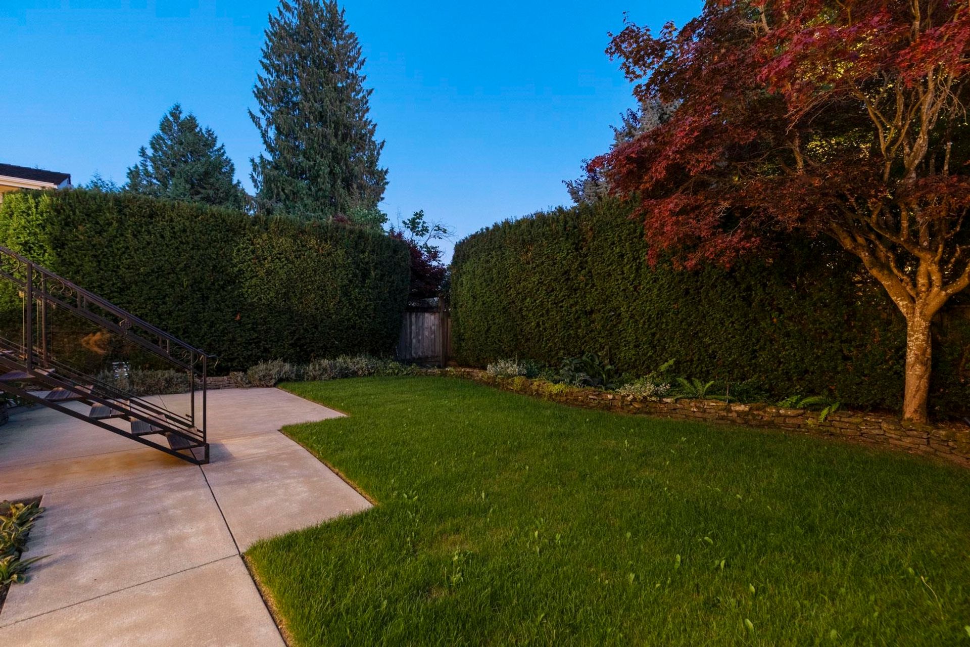 11 at 2240 Kings Ave, Dundarave, West Vancouver