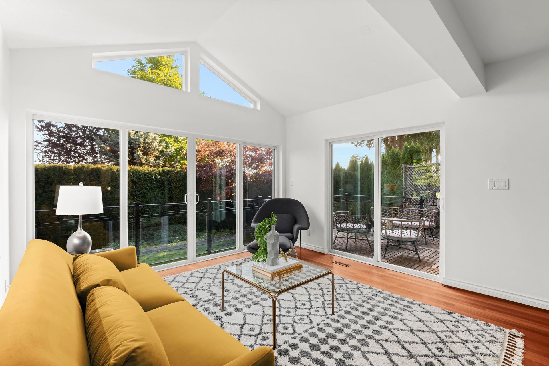 14-1 at 2240 Kings Ave, Dundarave, West Vancouver 14-1 at 2240 Kings Ave, Dundarave, West Vancouver