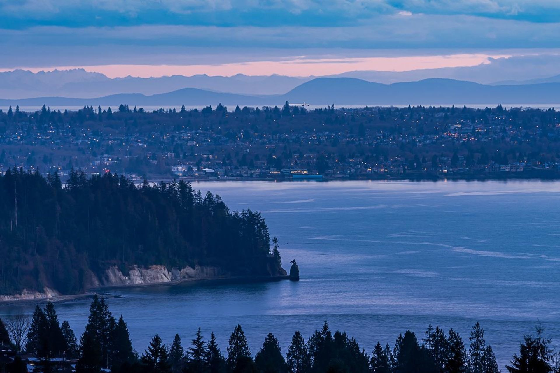 797-eyremount-drive-british-properties-west-vancouver-37 at 797 Eyremount Drive, British Properties, West Vancouver