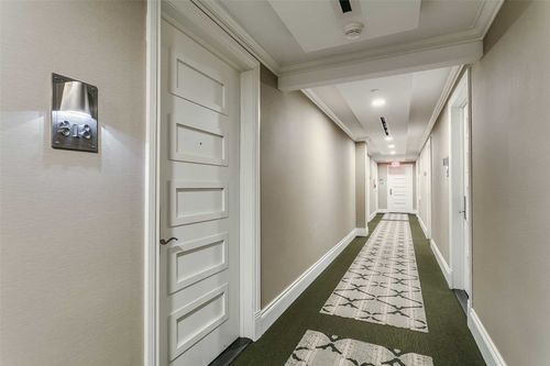 c4466879_3 at 318 - 22 Leader Lane, Church-Yonge Corridor, Toronto
