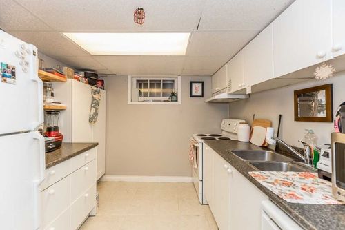 228-e-wellington-st-wellington-barrie-25 at 228 E Wellington Street, Wellington, Barrie