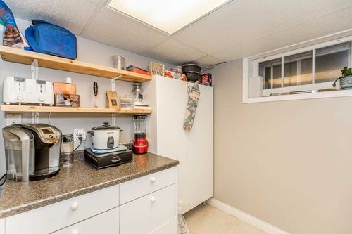 228-e-wellington-st-wellington-barrie-26 at 228 E Wellington Street, Wellington, Barrie