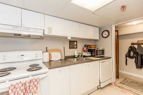 228-e-wellington-st-wellington-barrie-28 at 228 E Wellington Street, Wellington, Barrie