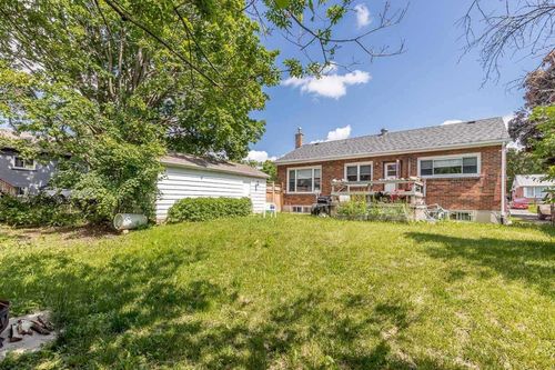 228-e-wellington-st-wellington-barrie-38 at 228 E Wellington Street, Wellington, Barrie