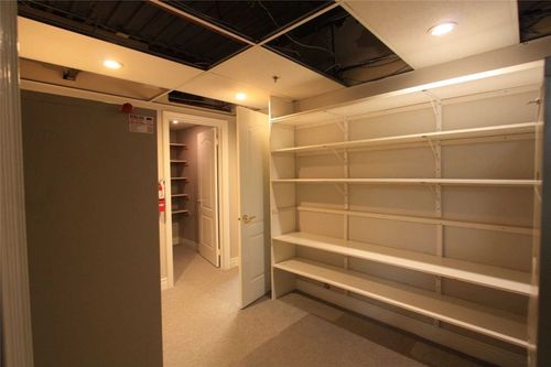 20-hanlan-rd-steeles-west-industrial-vaughan-12 at 4 - 20 Hanlan Road, Steeles West Industrial, Vaughan