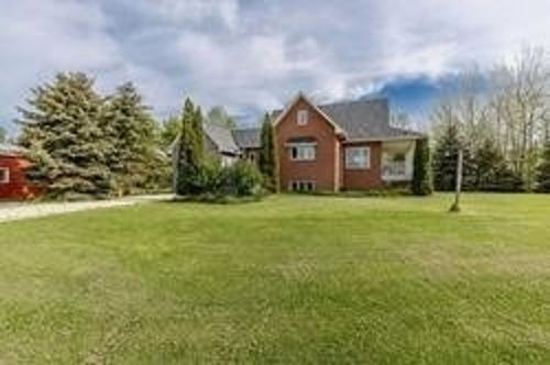 3072-county-42-rd-creemore-clearview-37 at 3072 County 42 Road, Creemore, Clearview