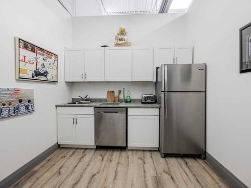 80-hanlan-rd-steeles-west-industrial-vaughan-20 at 2 - 80 Hanlan Road, Steeles West Industrial, Vaughan