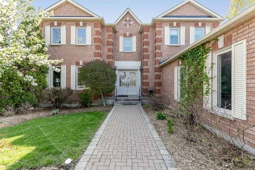 9647-bathurst-st-north-richvale-richmond-hill-02 at 9647 Bathurst Street, North Richvale, Richmond Hill