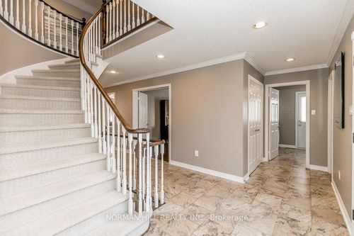 9647-bathurst-st-north-richvale-richmond-hill-05 at 9647 Bathurst Street, North Richvale, Richmond Hill