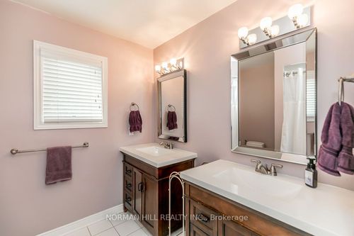 9647-bathurst-st-north-richvale-richmond-hill-20 at 9647 Bathurst Street, North Richvale, Richmond Hill
