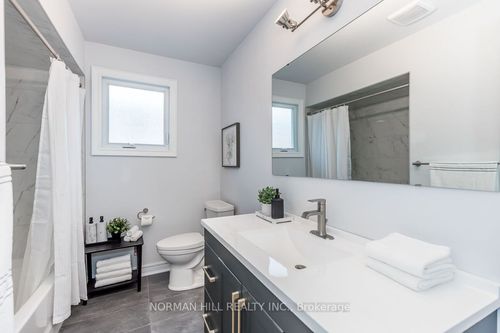 26-keefer-crt-brownridge-vaughan-23 at 26 Keefer Court, Brownridge, Vaughan