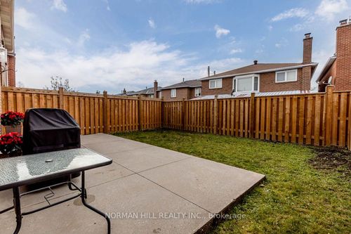 26-keefer-crt-brownridge-vaughan-33 at 26 Keefer Court, Brownridge, Vaughan