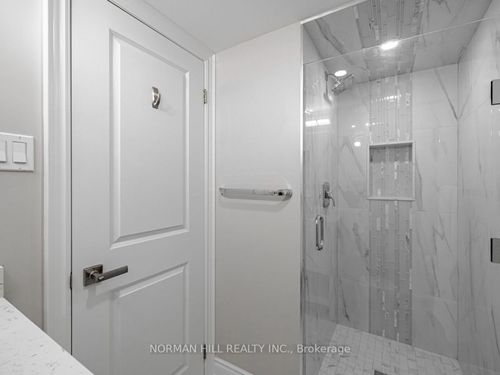 250-davis-dr-central-newmarket-newmarket-22 at 801 - 250 Davis Drive, Central Newmarket, Newmarket