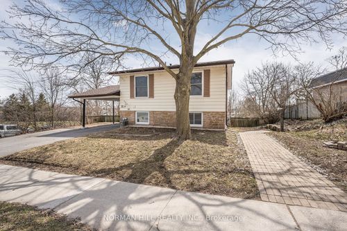 19-collete-cres42 at 19 Collette Crescent, Cundles East, Barrie