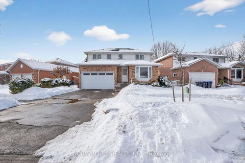 25-buce-avenue-bradford-bradford-west-gwillimbury-on-01 at 25 Buce Avenue, Bradford, Bradford West Gwillimbury