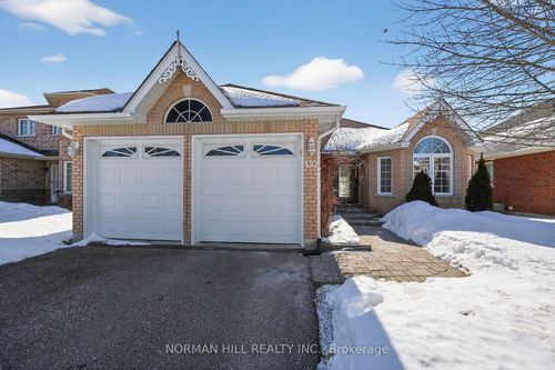 130-metcalfe-drive-bradford-bradford-west-gwillimbury-on-03-1 at 130 Metcalfe Drive, Bradford, Bradford West Gwillimbury