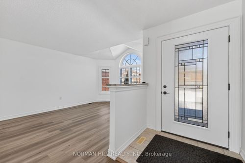 130-metcalfe-drive-bradford-bradford-west-gwillimbury-on-05 at 130 Metcalfe Drive, Bradford, Bradford West Gwillimbury